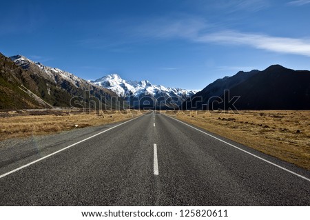 Road to mountain