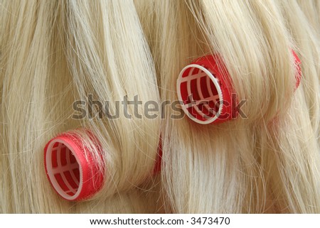 hair in hair rollers