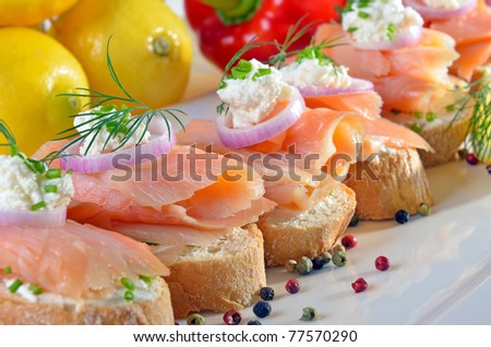 Smoked salmon with horseradish on baguette