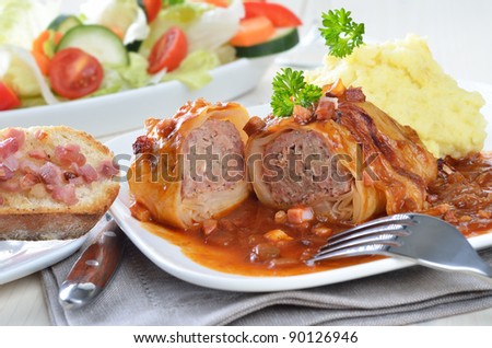 Cabbage leaves stuffed with minced meat (cabbage rolls)