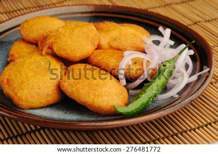 Vegetable Pakora .Potato Pakora snack of Pakistani & Indian Peoples