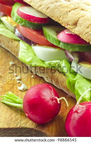 sandwich on bread board