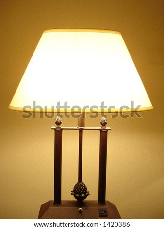 Wide Desktop Lamp