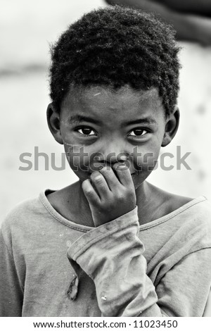 black and white photos of children kissing. lack and white pictures of