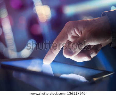 high resolution hand touching digital tablet