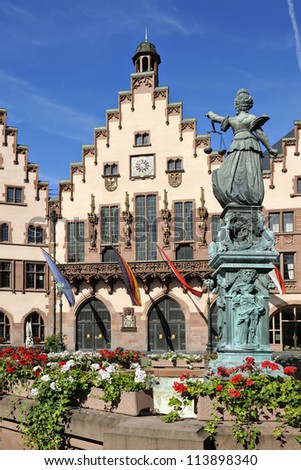 Fountain of Justice in front of the Romer (city hall) in Frankfurt am Main, Hessen, Germany