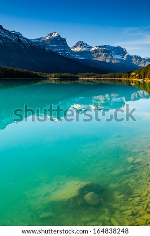 Scenic Waterfowl Lake on the Icefields Parkway, Banff National Park