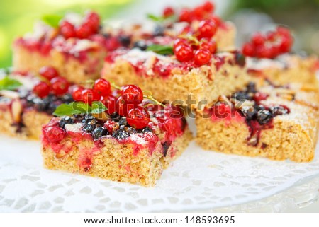 Fresh baked homemade red and black currant berries cake