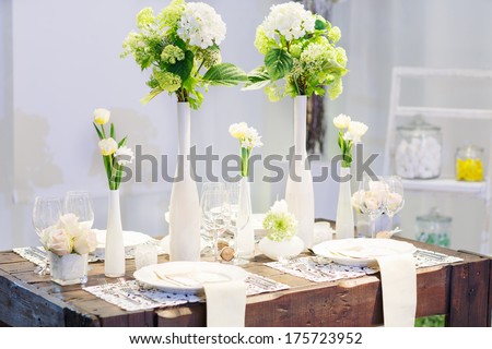 Elegant Table Set In Soft Creme For Wedding Or Event Party