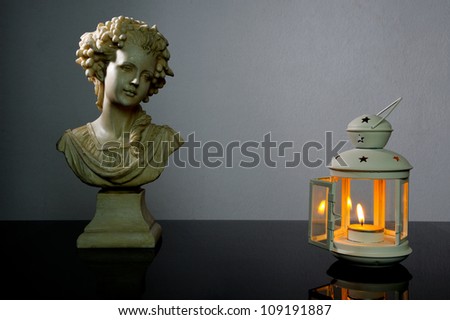 Replica of woman resin sculpture with lamp