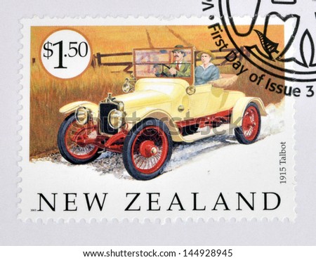 NEW ZEALAND - CIRCA 2003: A stamp printed in New Zealand dedicated to old cars, shows 1915 Talbot, circa 2003