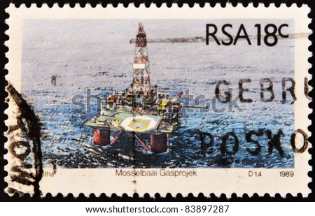 REPUBLIC OF SOUTH AFRICA - CIRCA 1989: A stamp printed in Republic of South Africa shows an oil platform at sea, circa 1989