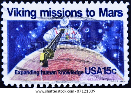 UNITED STATES OF AMERICA - CIRCA 1970 : A stamp printed in the USA shows Viking missions to Mars, Expanding human knowledge, circa 1970