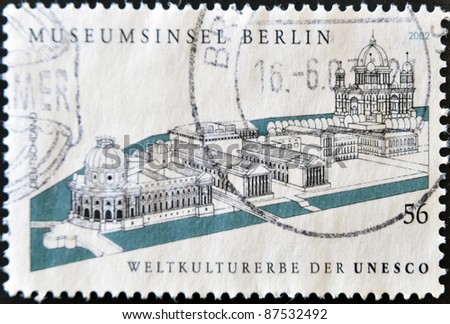 GERMANY - CIRCA 2002: A stamp printed in Germany shows Berlin museum, circa 2002