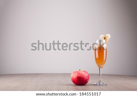 freshly squeezed apple juice decorated with apple heart