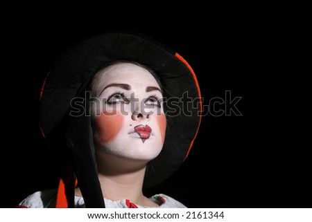 clown makeup application. girlfriend clown makeup