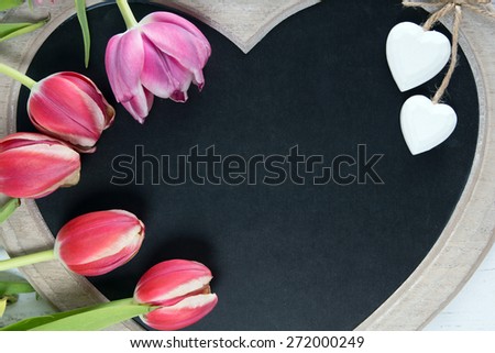 Wooden panel in heart shape with tulips / Wooden Panel