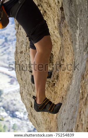 Adherence cat feet rock climbing