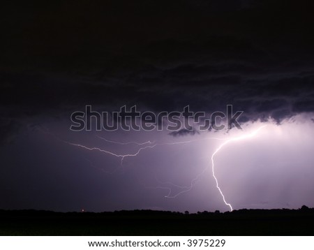 lightning clouds thunderstorms rain electricity
