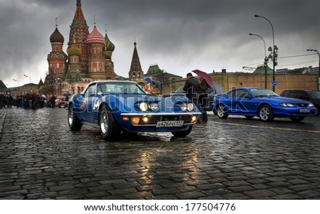 Moscow, Russia - April 24, 2010: Chevrolet Corvette Sting Ray On The Traditional Spring Rally Of Retro Cars In Moscow. Start On The Red Square.