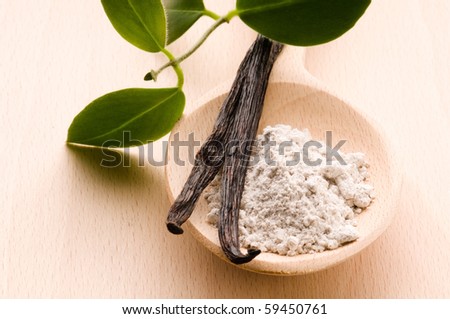 vanilla beans with aromatic sugar