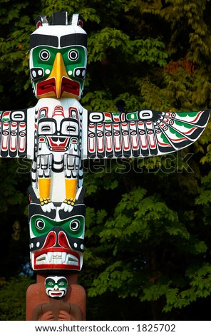 Totem Pole: Eagle wings. More with keyword group14c