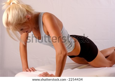 Female Press Up