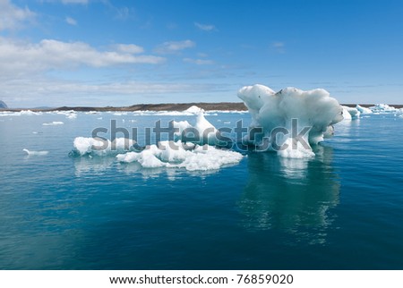 iceberg lake with strange shapes Jokulsarlon