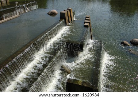 stock-photo-waterfall-in-city-fountain-1620984.jpg
