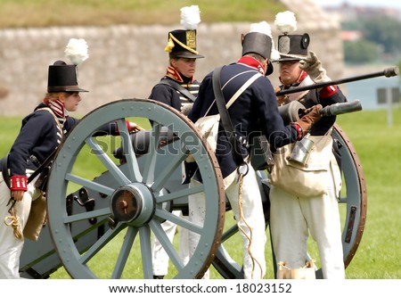August 9/2008- Fort Erie, ON, Can.: An American gun crew prepares to fire during the 22nd Annual Siege of Fort Erie weekend, a War of 1812 reenactment.