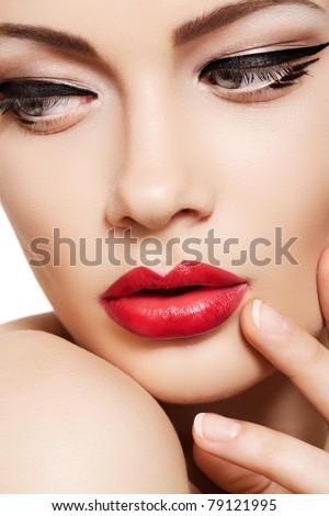 Lifestyle - Pagina 4 Stock-photo-close-up-portrait-of-sexy-caucasian-young-woman-model-with-glamour-red-lips-make-up-eye-arrow-79121995