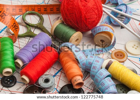 Sewing on the background pattern