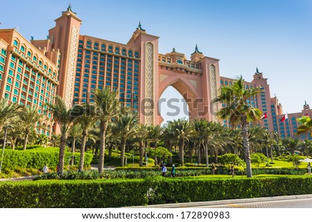 DUBAI, UAE - NOVEMBER 3: View Atlantis Hotel on November 3, 2013 in Dubai, UAE. The resort consists of two towers linked by a bridge, with a total of 1539 rooms.