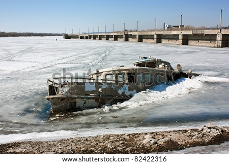 Steam-ship sunk in the ice of the Gulf River