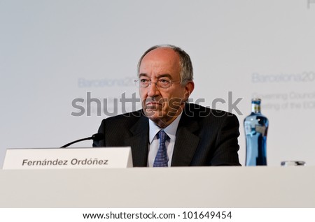 BARCELONA, SPAIN - MAY 03: Miguel FernÃ?Â¡ndez OrdÃ?Â³Ã?Â±ez, Governor of the Banco de EspaÃ?Â±a at the press conference following the Governing Council meeting of the ECB on May 3rd 2012 in Barcelona, Spain
