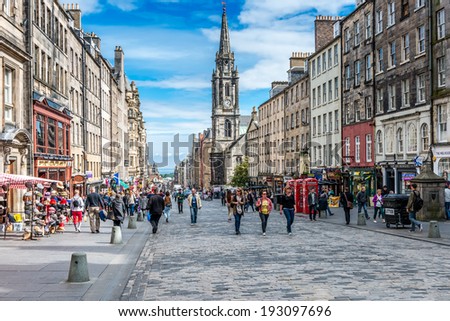 EDINBURGH SCOTLAND SEPTEMBER 09 2013 Edinburgh's busy Royal Mile The Highstreet is one of the most iconic streets in Scotland and a mayor tourist attraction EDINBURGH SCOTLAND SEPTEMBER 09 2013 Edinburgh's busy Royal Mile The Highstreet is one of the most iconic streets in Scotland and a mayor tourist attraction