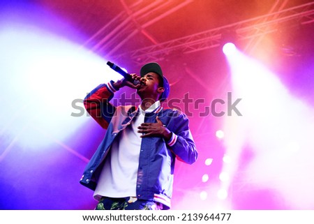 BARCELONA - MAY 29: Earl Sweatshirt (American rapper and member of the hip hop collective Odd Future) performance at Heineken Primavera Sound 2014 Festival (PS14) on May 29, 2014 in Barcelona, Spain.