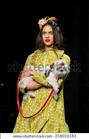 BARCELONA - FEB 2: Dalianah Arekion (model) walks the runway for the Brain and Beast collection at the 080 Barcelona Fashion Week 2015 Fall Winter on February 2, 2015 in Barcelona, Spain.
