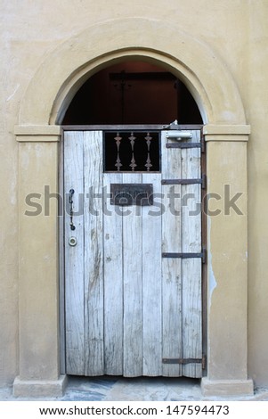 wood door entrance hotel