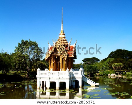 Buddhist Architecture on View Of Buddhist Architecture Thailand   Www Ilovestockphoto Com I