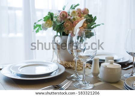 Restaurant table witch empty glasses and plates