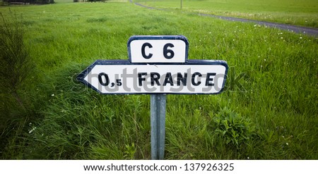 French road sign to France