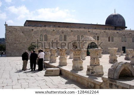 JERUSALEM - APRIL 08:Jewish people on Temple Mount near Al-Aqsa Mosque on April 08 2007.Jerusalem is a holy city to the three major religions:Judaism, Christianity and Islam.