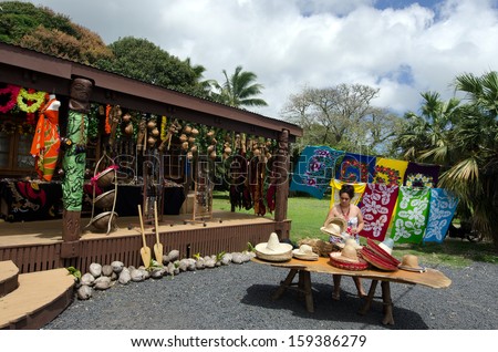 Rarotonga - Sep 21:Cook Islander Shopkeeper Of Souvenir Shop On Sep 21 2013.Cooks Islands Are Largely Unspoiled By Tourism With 100,000 Visitors A Year.They One Of The World\'S Most Remote Islands.