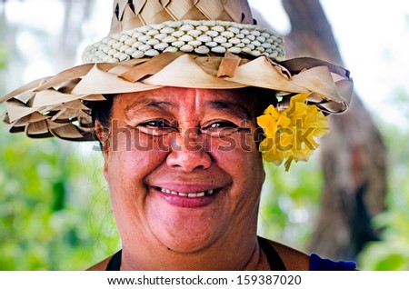 RAROTONGA - SEP 21:Cook Islander woman smile on Sep 21 2013.The Cook Islands\' main population centers are on the island of Rarotonga (14,153 in 2006)