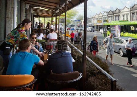 Auckland, Nz - Oct 06:Visitors In Cafe Restaurant In Ponsonby On Oct 06 2013.It\'S Known For Its Vibrant Restaurants, Cafes, Art Galleries, Up-Market Shops And Nightclubs.