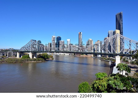 BRISBANE, AUS - SEP 26 2014:The Story Bridge.It\'s the longest cantilever bridge in Australia, spanning the Brisbane River in Queensland, Australia carries vehicular, bicycle and pedestrian traffic.