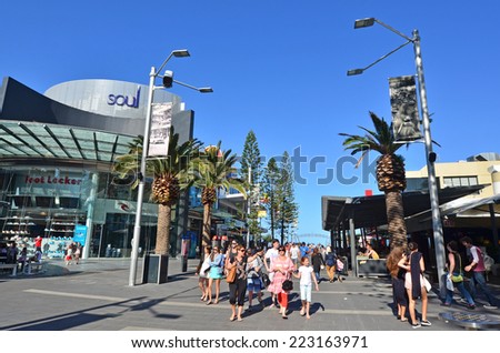 SURFERS PARADISE - SEP 30 2014:Visitors in Surfers Paradise.It one of Australia\'s iconic coastal tourist destinations, drawing about 10 million tourists every year from all over the world.