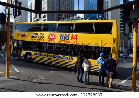AUCKLAND - AUG 08 2015:Auckland Hop On Hop Off Explorer tour bus. It is a popular all day sightseeing tour bus visiting Auckland\'s Big 14 Attractions with full commentary.