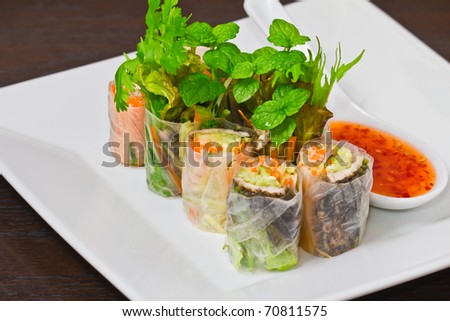 Meat and Vegetable rice paper rolls